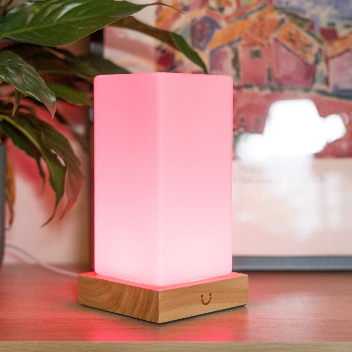 Modern Tower Lamp | LuvLink Canada