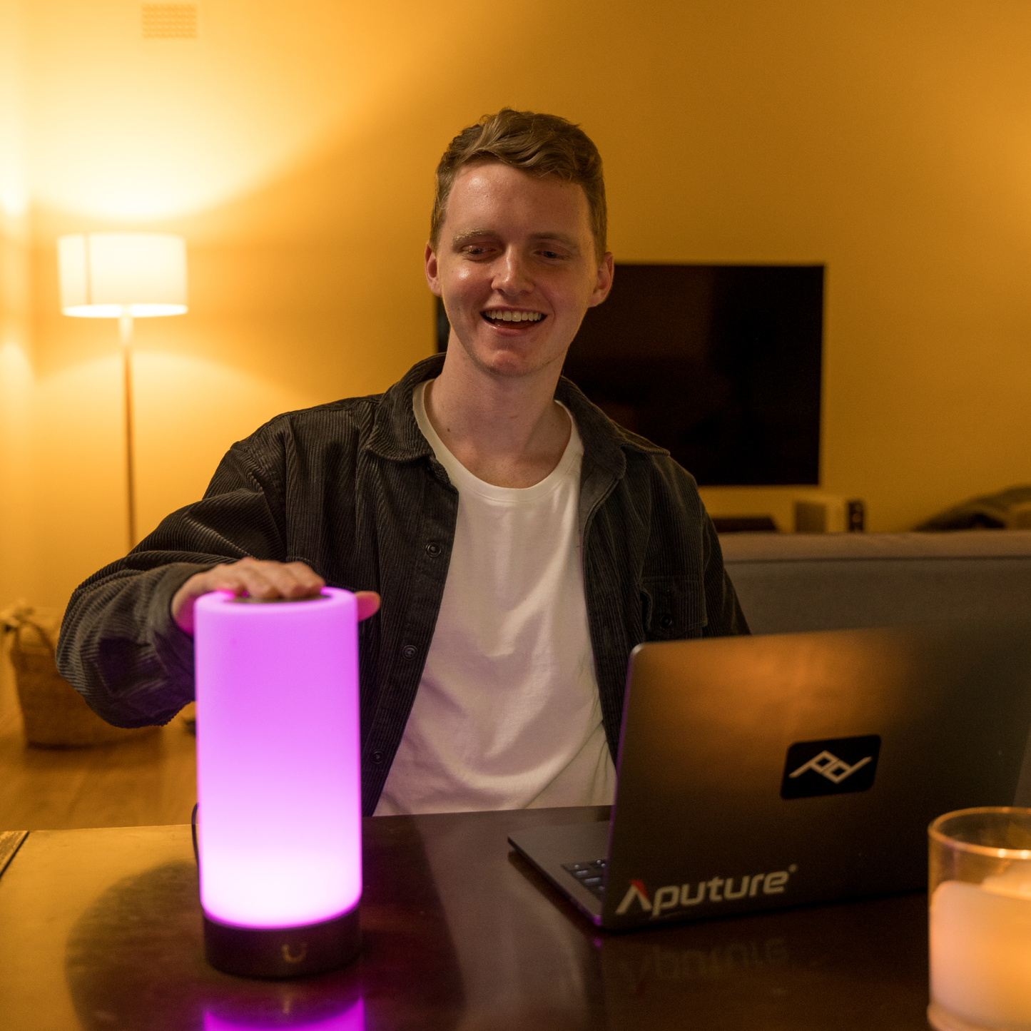 Modern Cylinder Lamp | LuvLink Canada